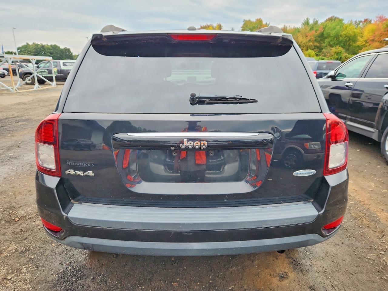 2014 Jeep Compass Latitude - Image 6