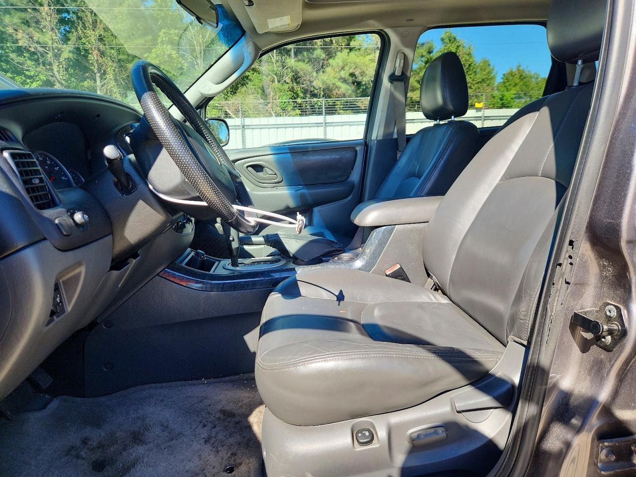 2005 Mazda Tribute S - Image 7