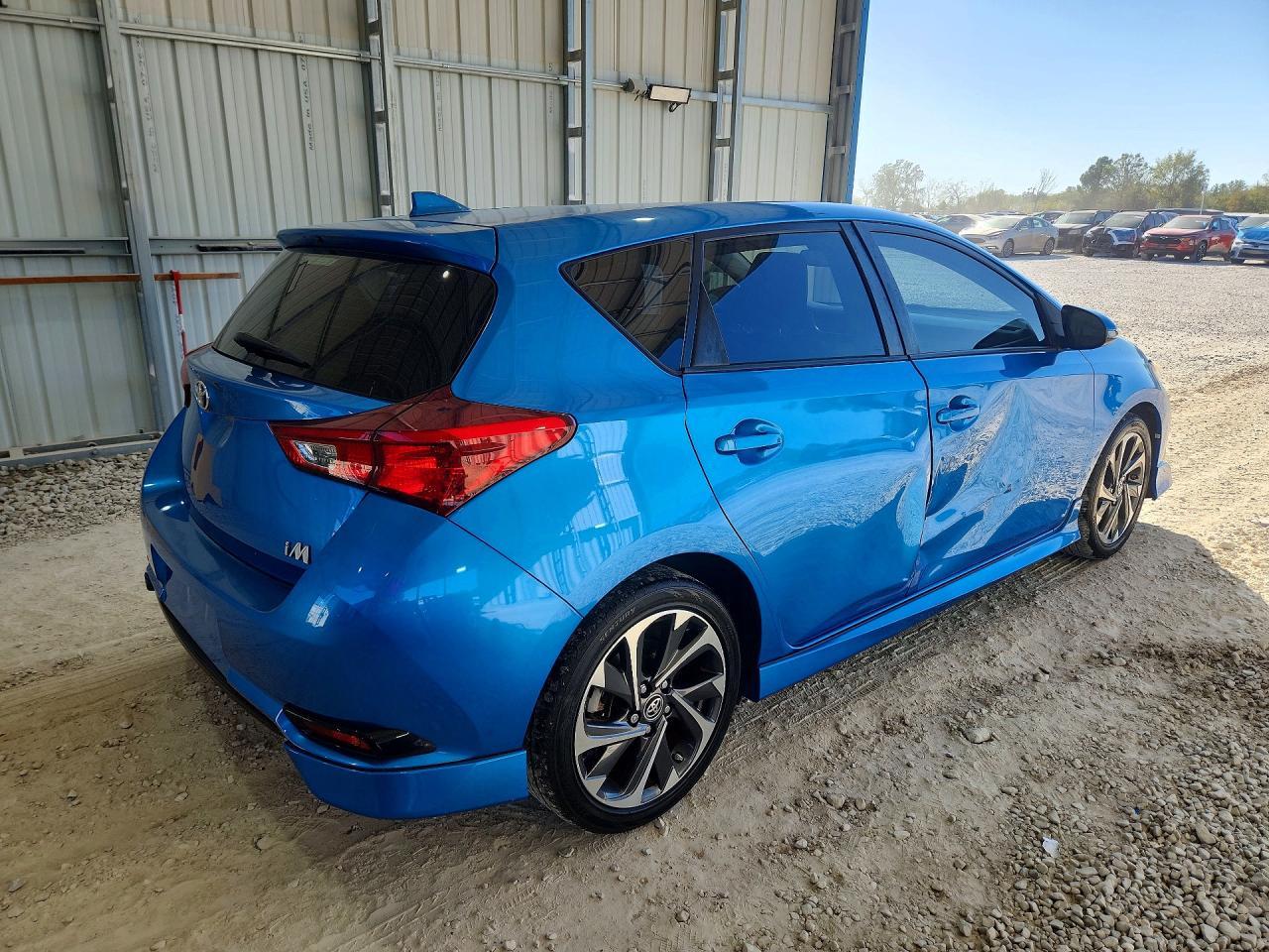 2017 Toyota Corolla Im - Image 3
