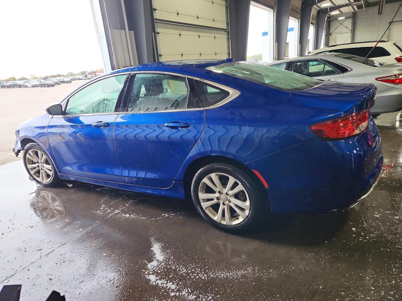 2015 Chrysler 200 Limited - Image 2