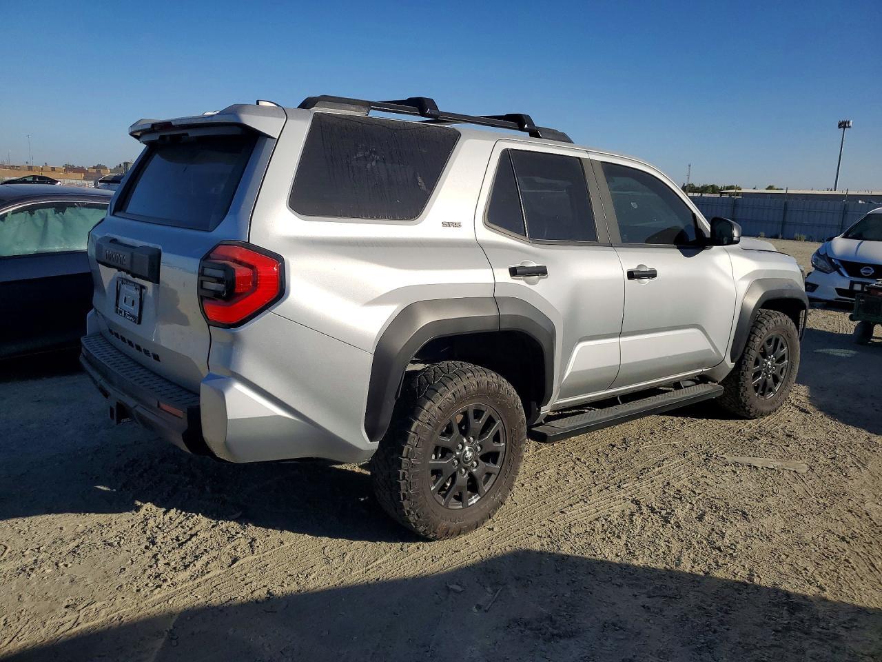 2025 Toyota 4Runner Sr5 - Image 3