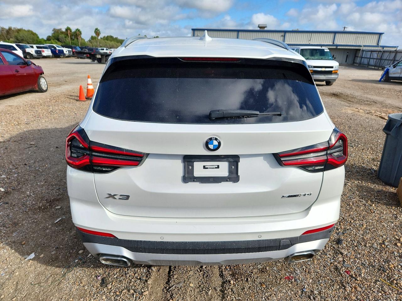 2022 BMW X3 - Фото 6