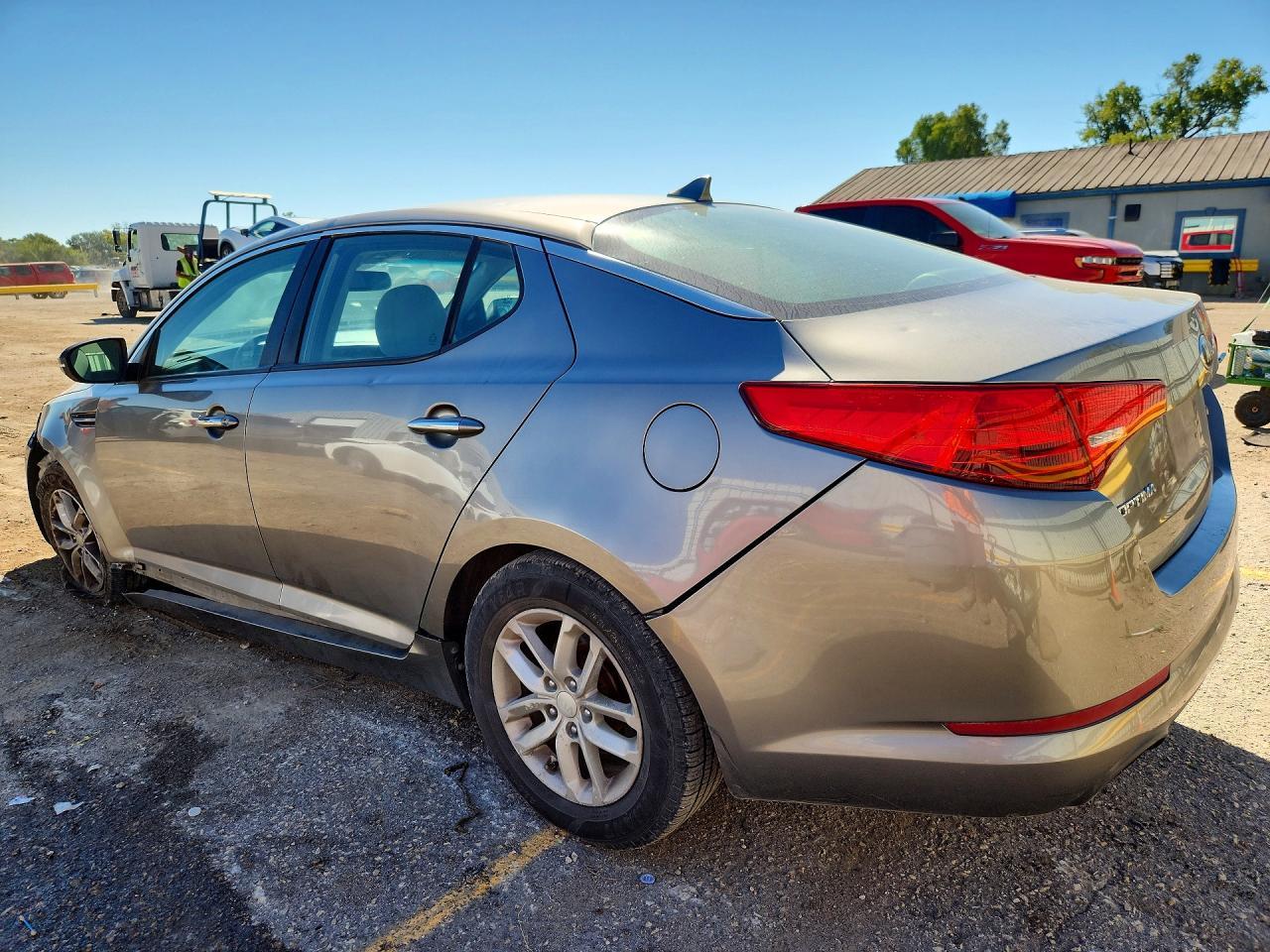 2013 Kia Optima - Фото 2