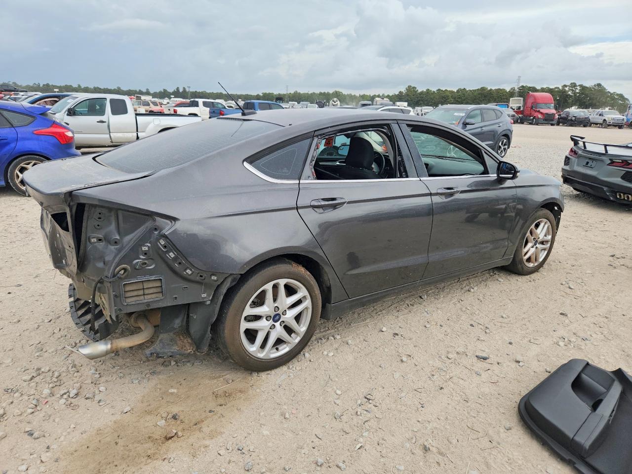 2016 Ford Fusion Se - Фото 3