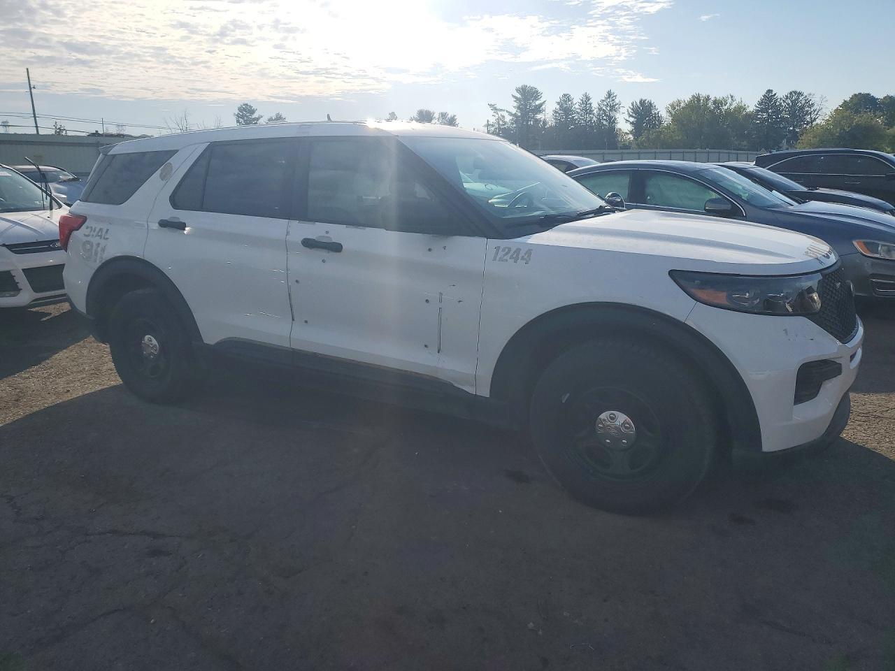 2020 Ford Explorer Police Interceptor - Фото 4
