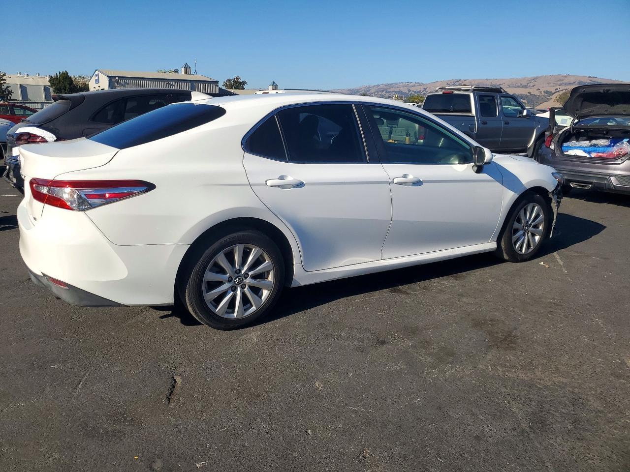 2019 Toyota Camry Le - Image 3