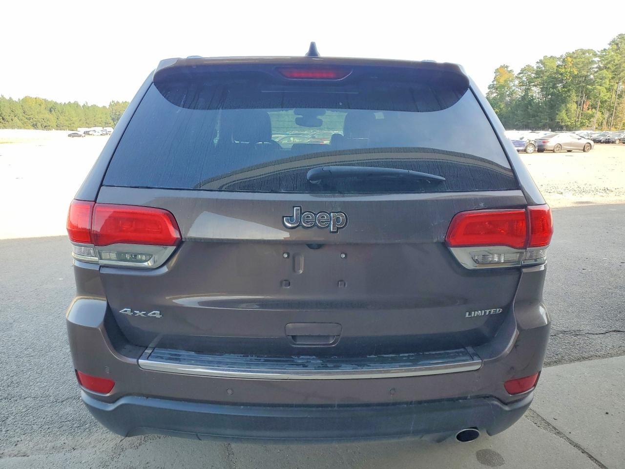 2019 Jeep Grand Cherokee Limited - Image 6