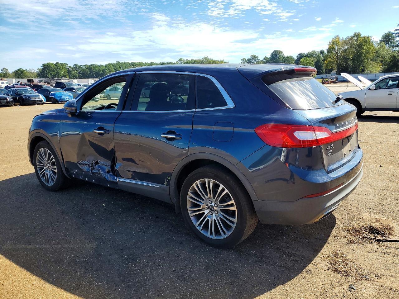 2017 Lincoln Mkx Reserve - Фото 2
