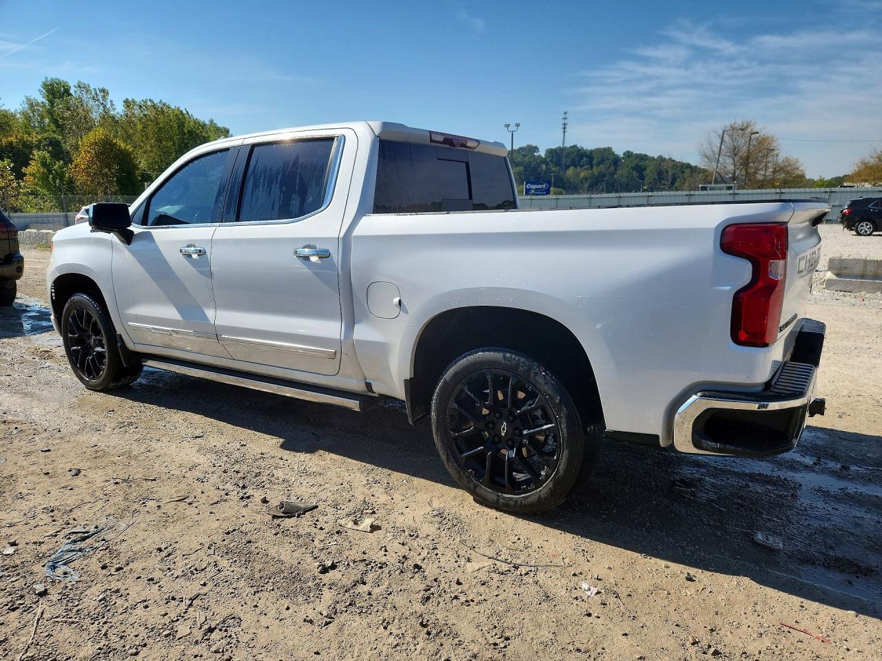 2023 Chevrolet Silverado K1500 High Country - Image 2