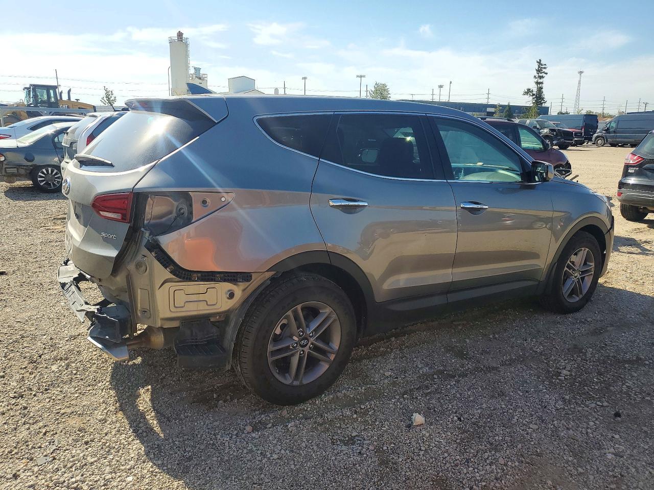 2017 Hyundai Santa Fe Sport 2.4L - Фото 3