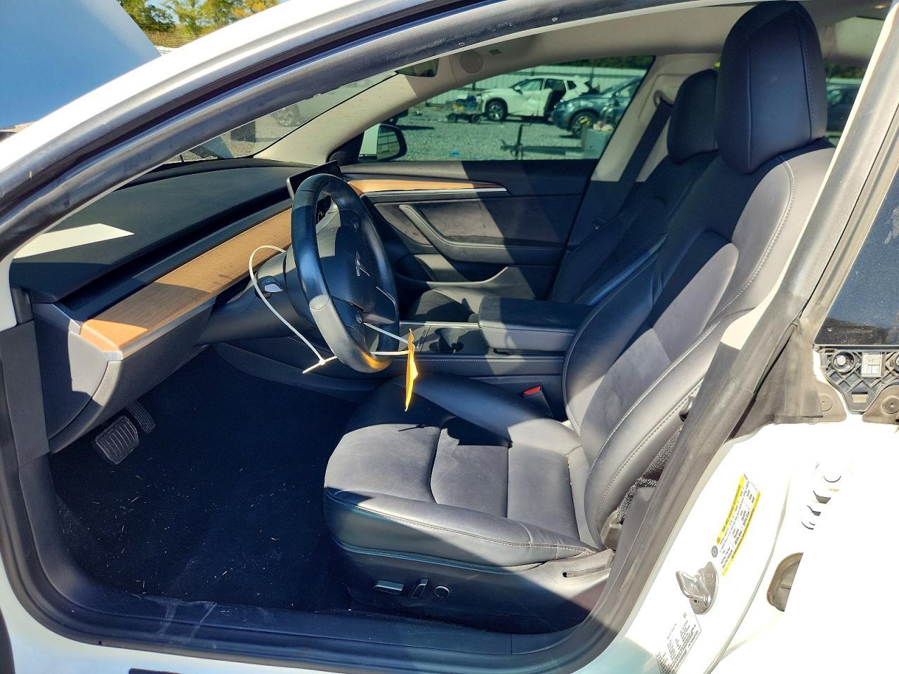 2022 Tesla Mdl 3 - Фото 7