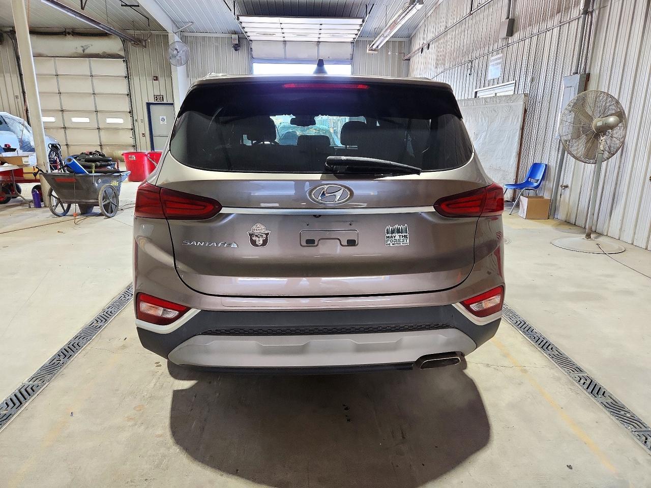 2020 Hyundai Santa Fe Sel - Image 6