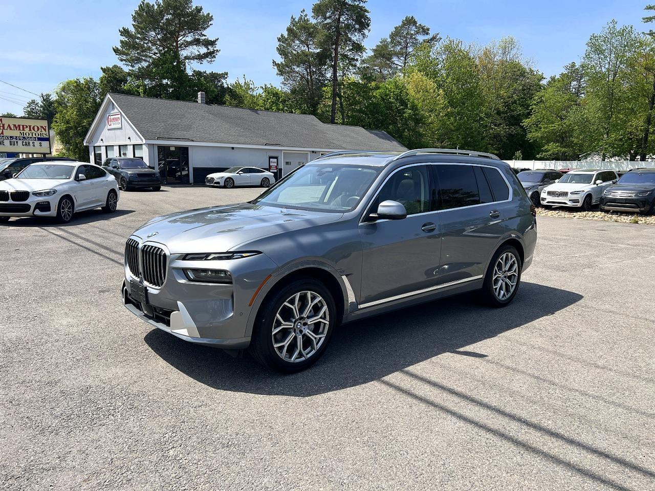 2024 BMW X7 xDrive40I - Фото 2