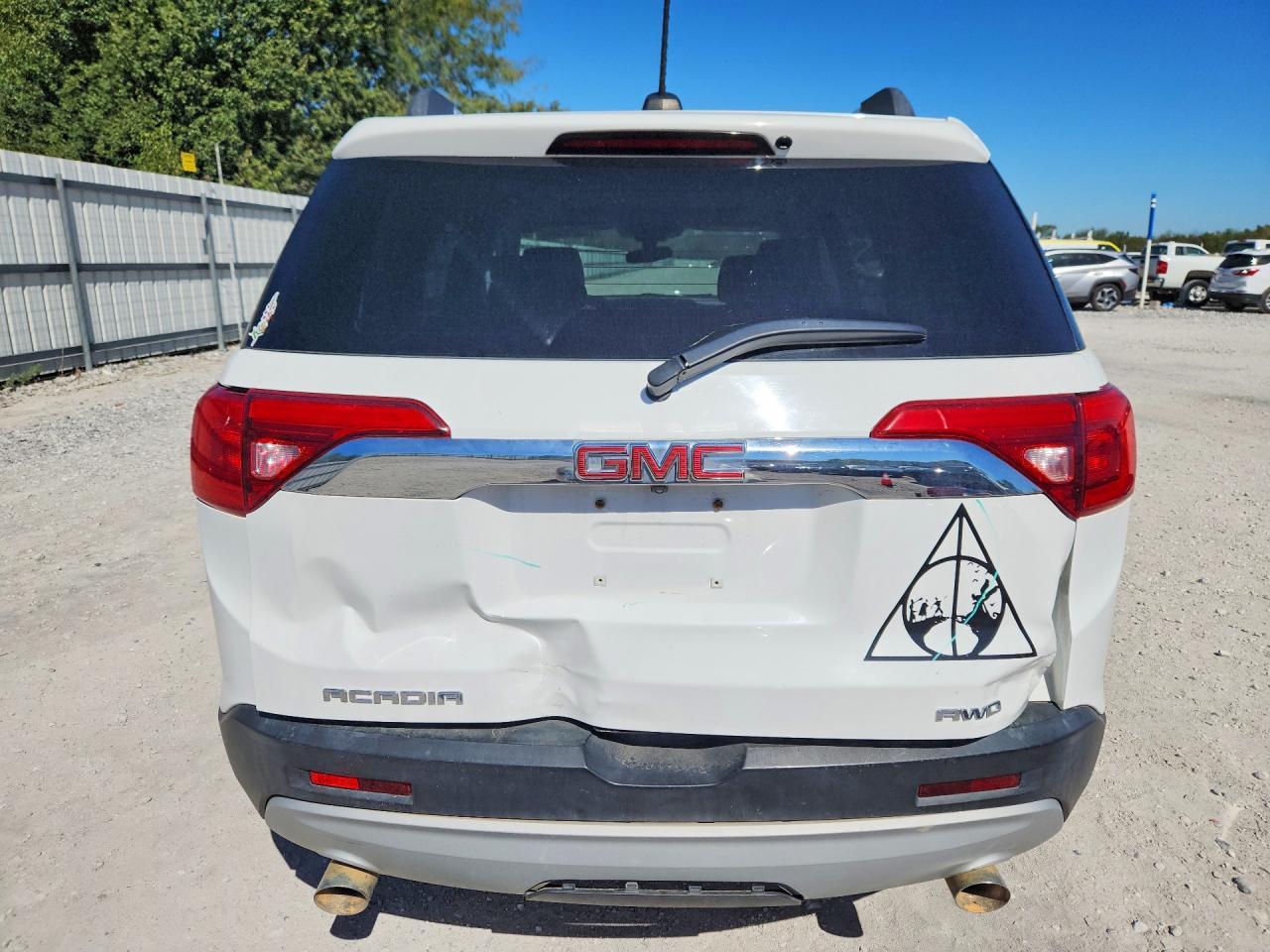 2018 GMC Acadia Sle - Image 6