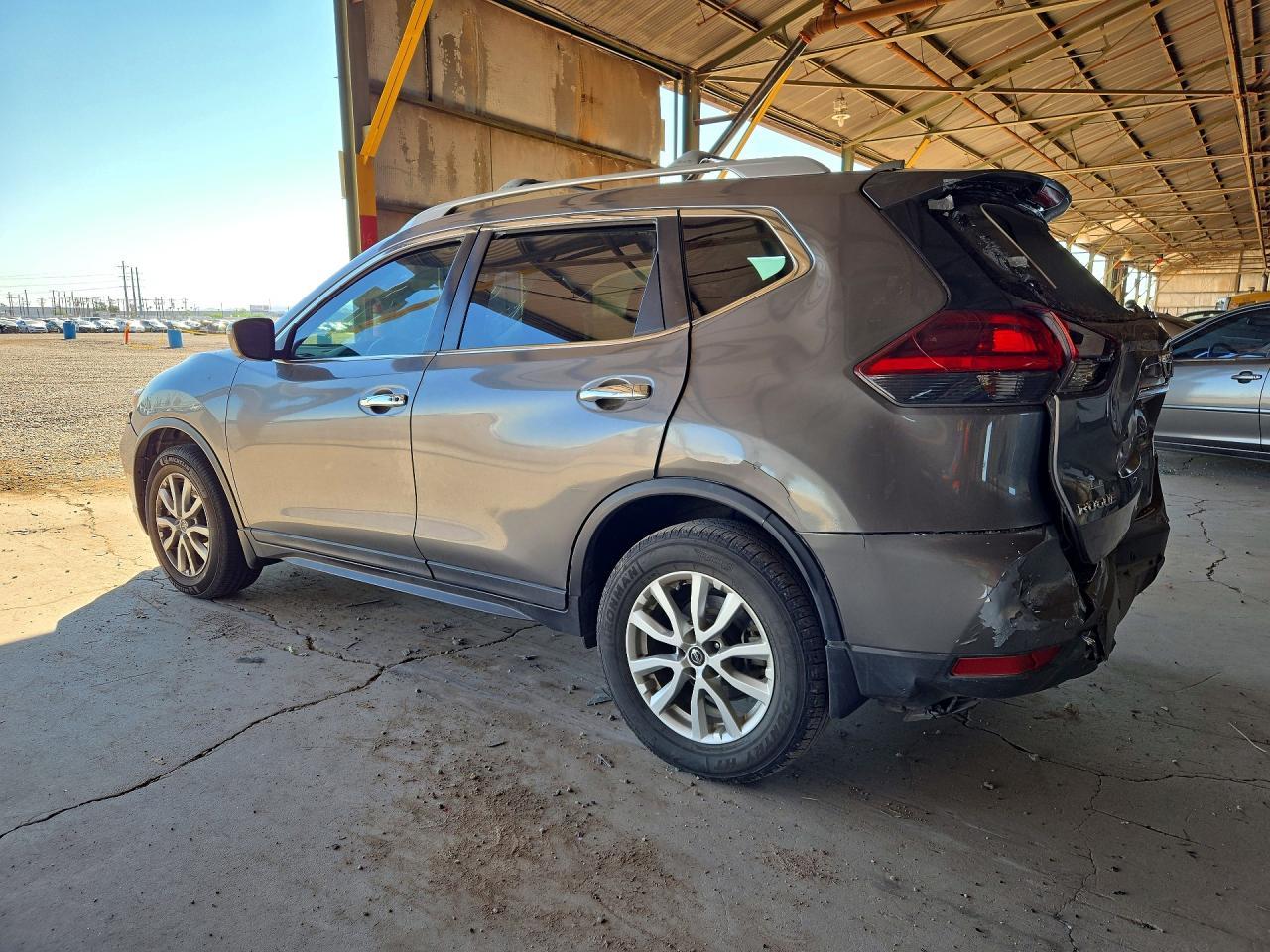 2020 Nissan Rogue Sv - Фото 2