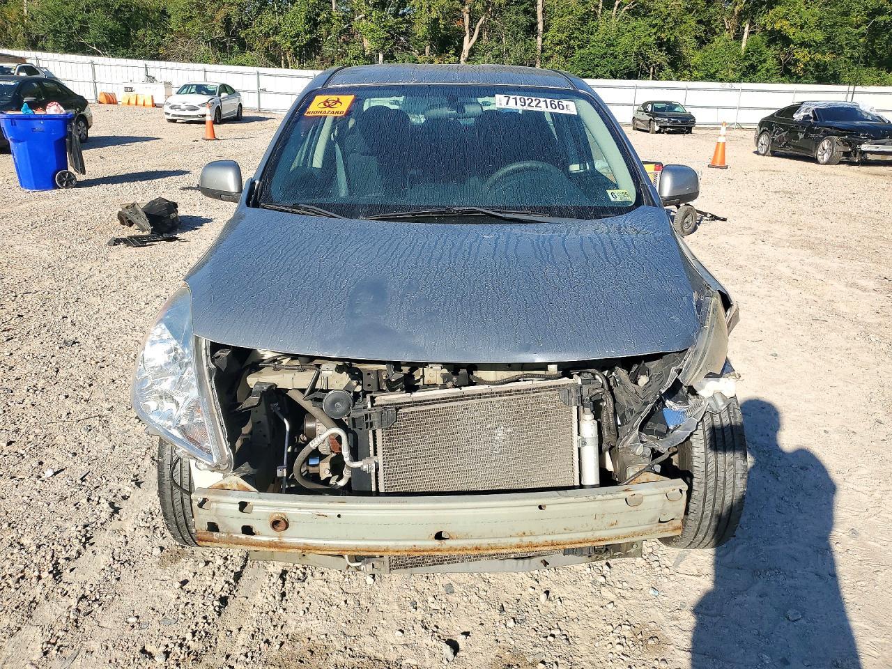 2021 Nissan Versa 1.6 S - Image 5