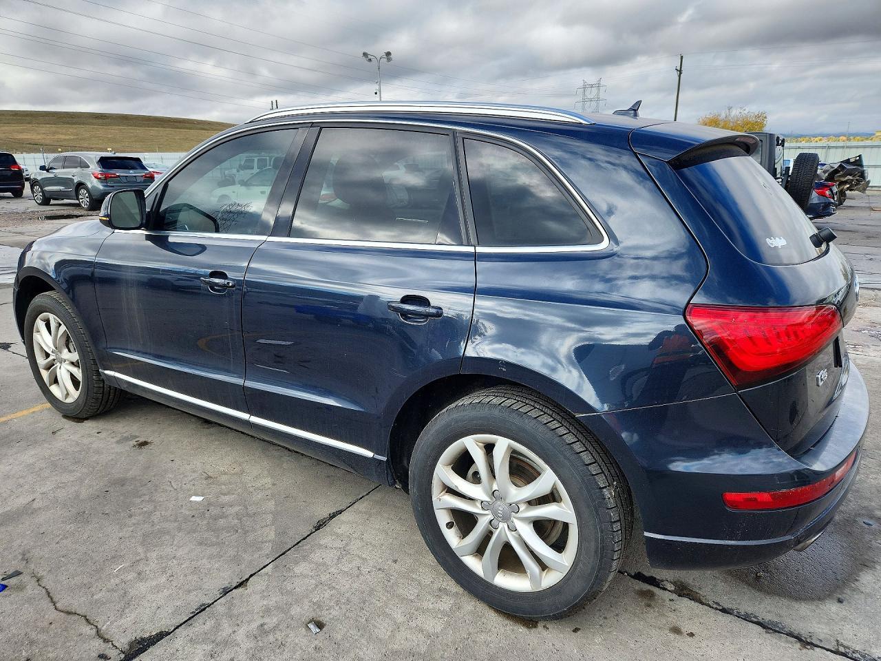 2013 Audi Q5 Premium Plus - Image 2