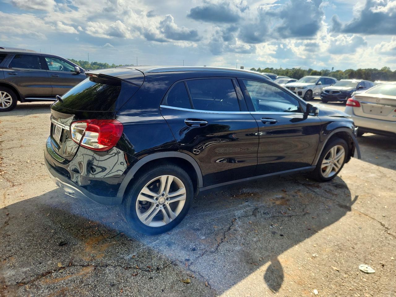 2018 Mercedes-Benz Gla 250 - Image 3