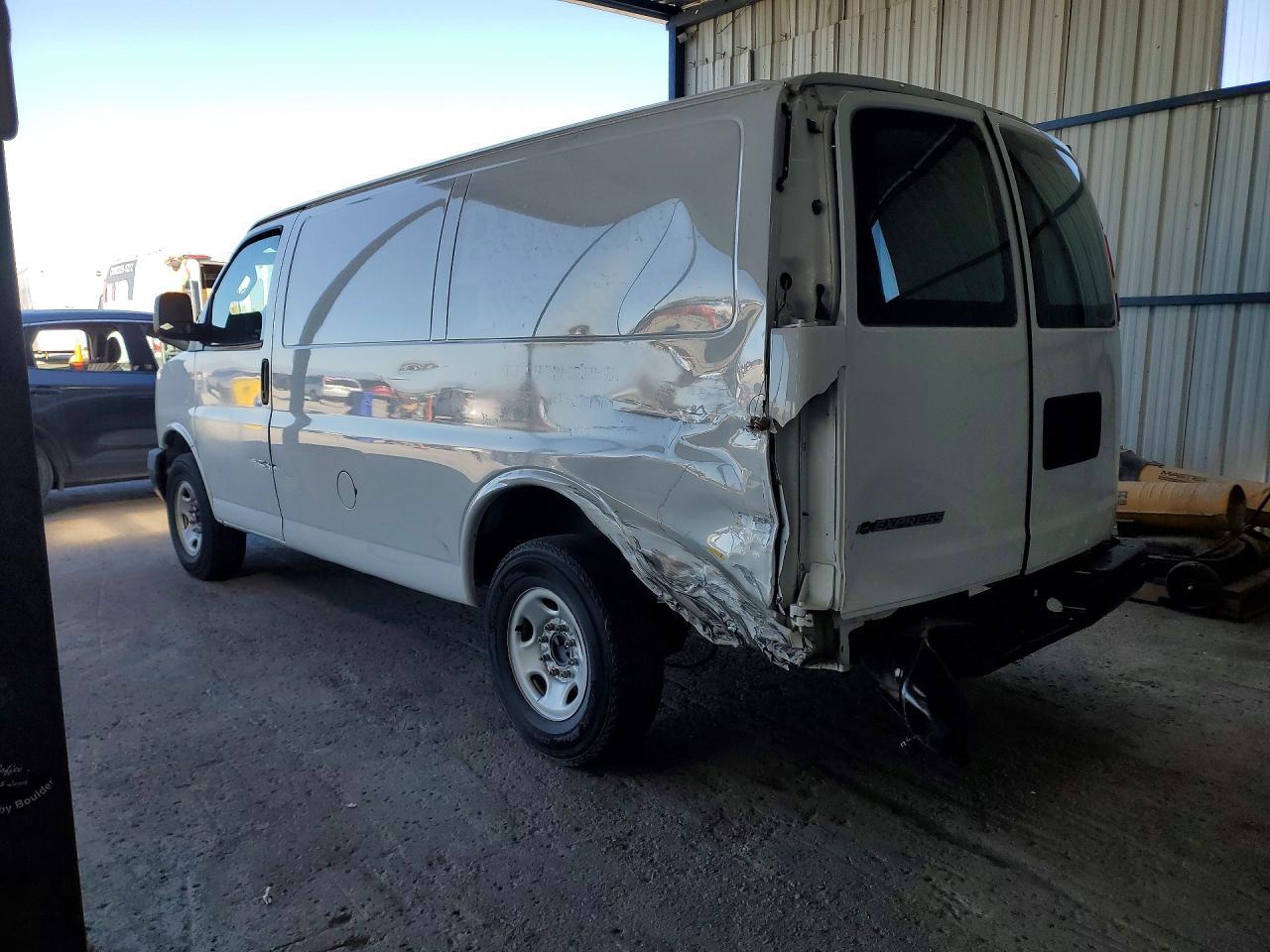 2018 Chevrolet Express G2500 - Image 2