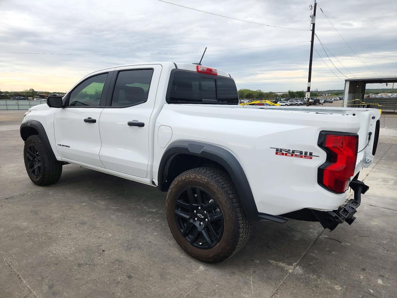 2024 Chevrolet Colorado Trail Boss - Image 2