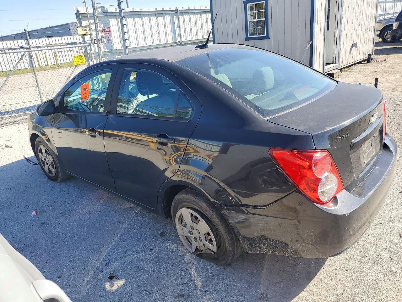 2013 Chevrolet Sonic Ls - Image 2