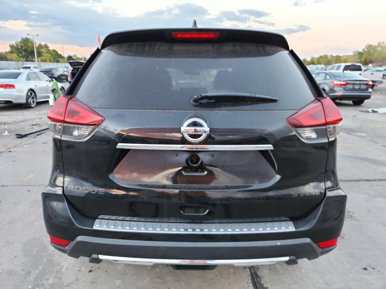 2018 Nissan Rogue Sv - Image 6