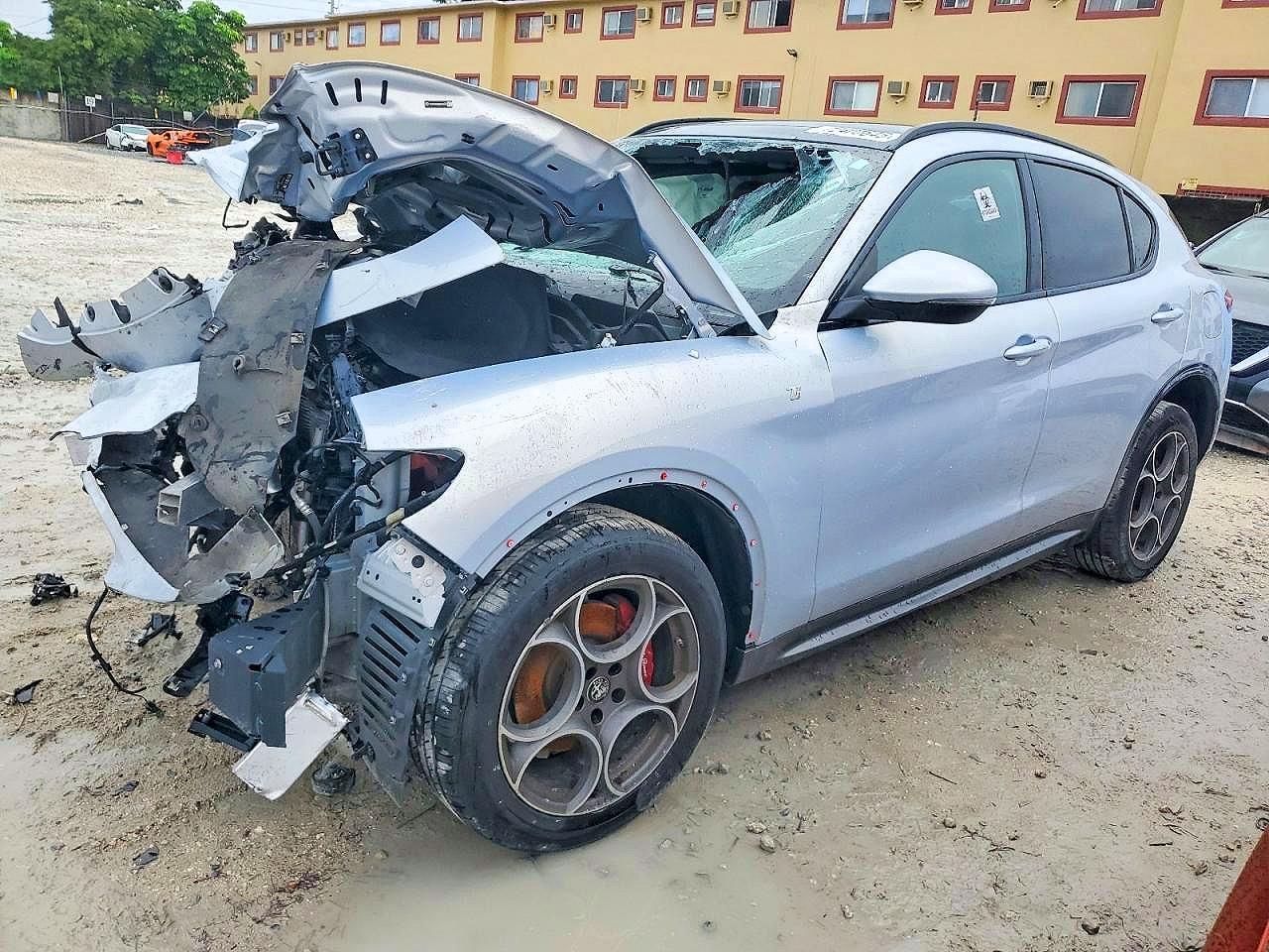 2022 Alfa Romeo Stelvio Ti