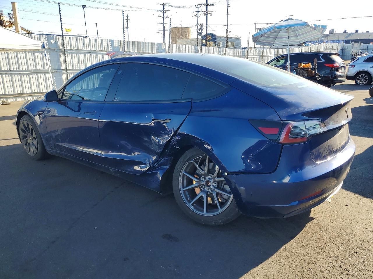 2018 Tesla Model 3 - Image 2