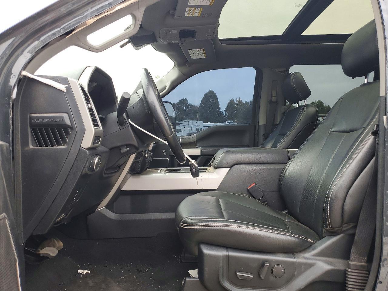 2021 Ford F250 Super Duty - Фото 7