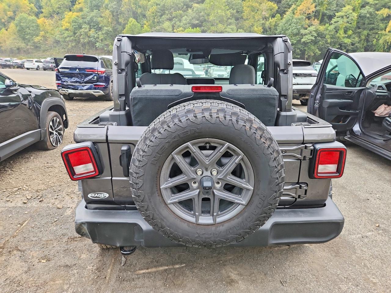 2026 Jeep Wrangler Sport - Фото 6