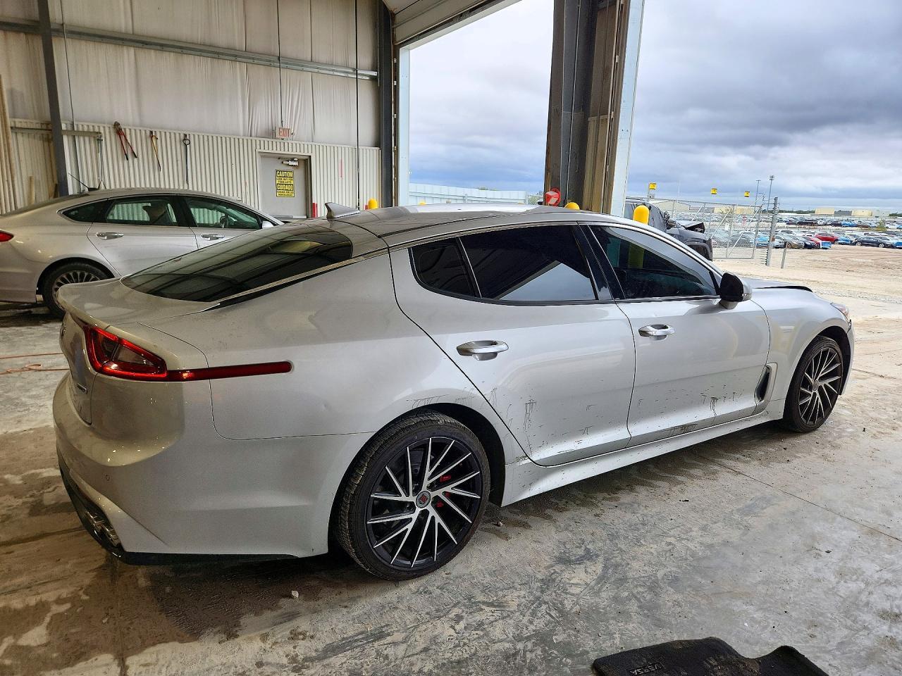 2018 Kia Stinger Base - Фото 3