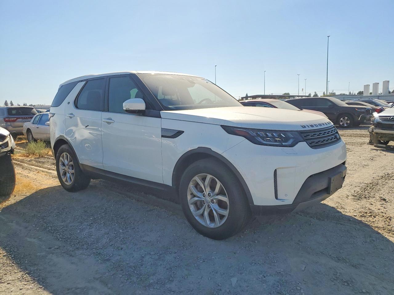 2020 Land Rover Discovery Se - Image 4