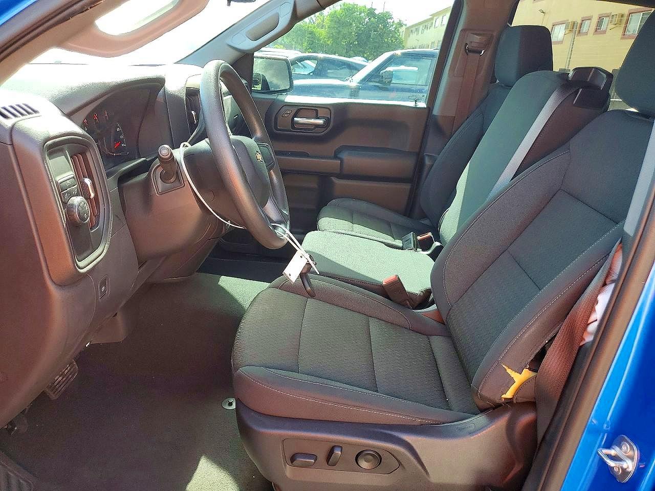 2025 Chevrolet Silverado C1500 Custom - Фото 7