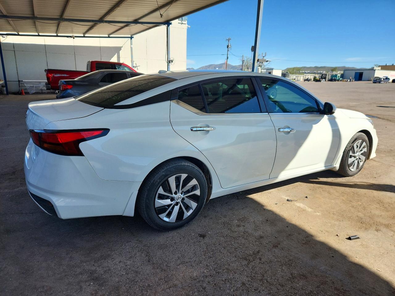 2019 Nissan Altima 2.5 S - Фото 3