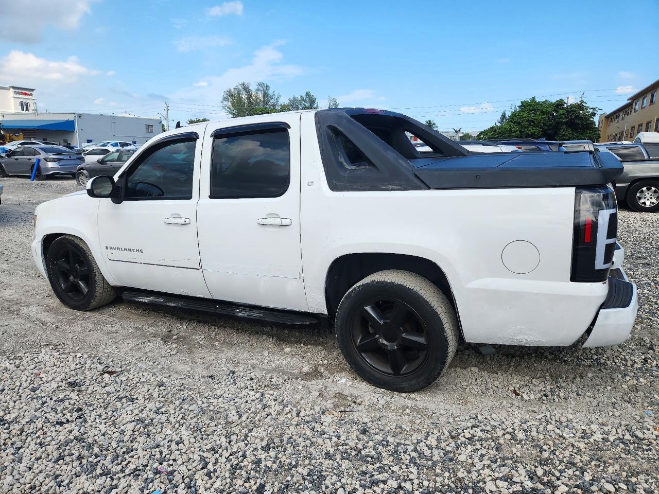 2008 Chevrolet Avalanche K1500 - Фото 2