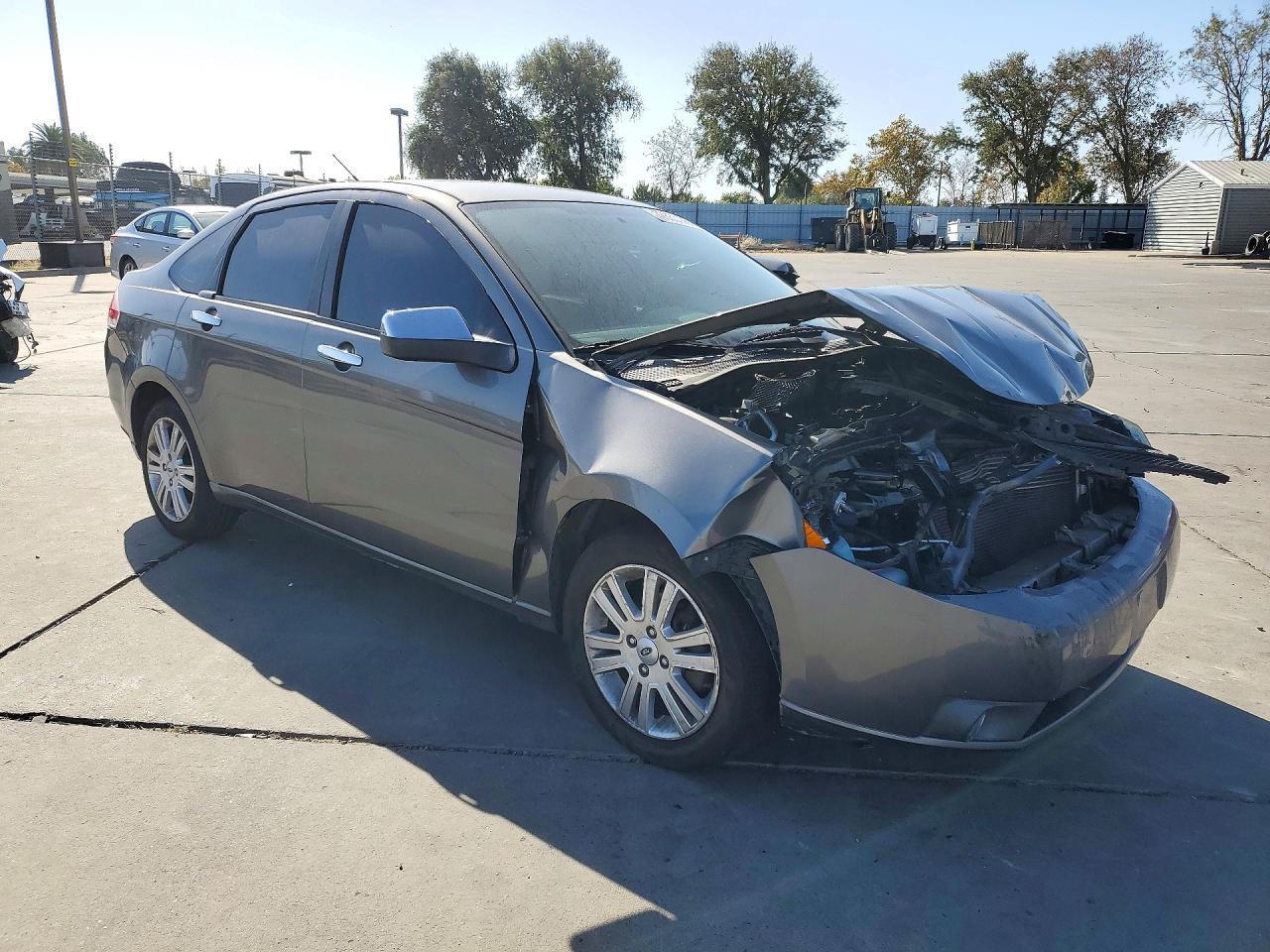 2010 Ford Focus Sel - Фото 4