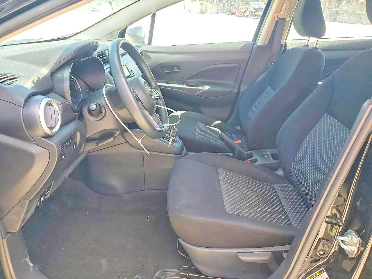 2023 Nissan Versa S - Image 7