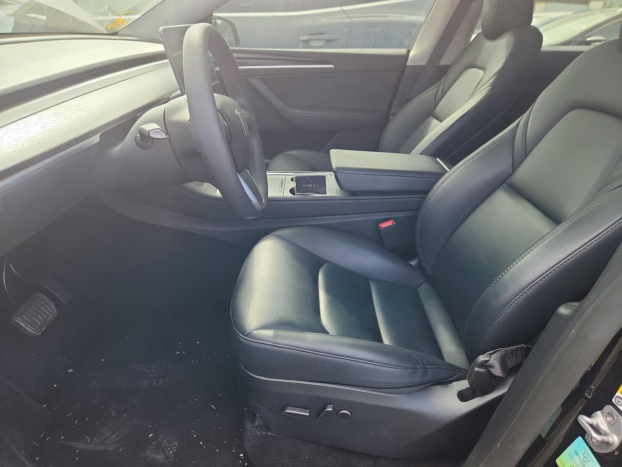 2023 Tesla Model Y - Image 7