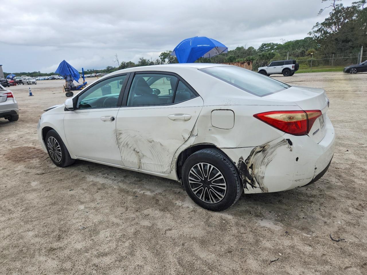 2016 Toyota Corolla L - Фото 2