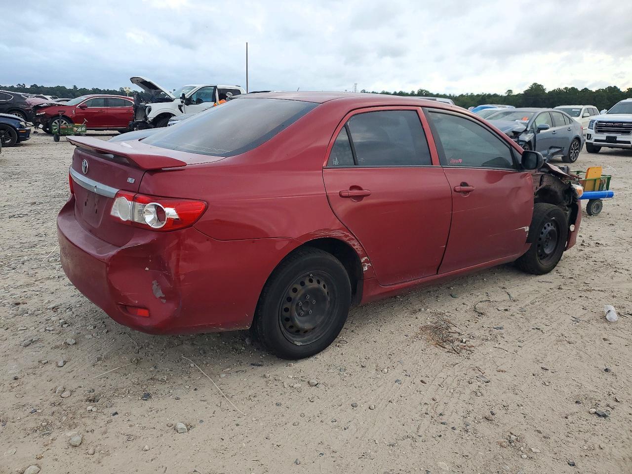 2011 Toyota Corolla Le - Фото 3