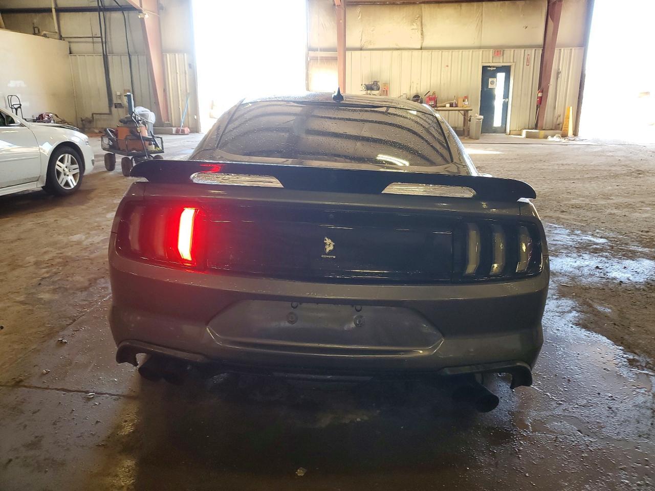 2021 Ford Mustang Gt - Фото 6