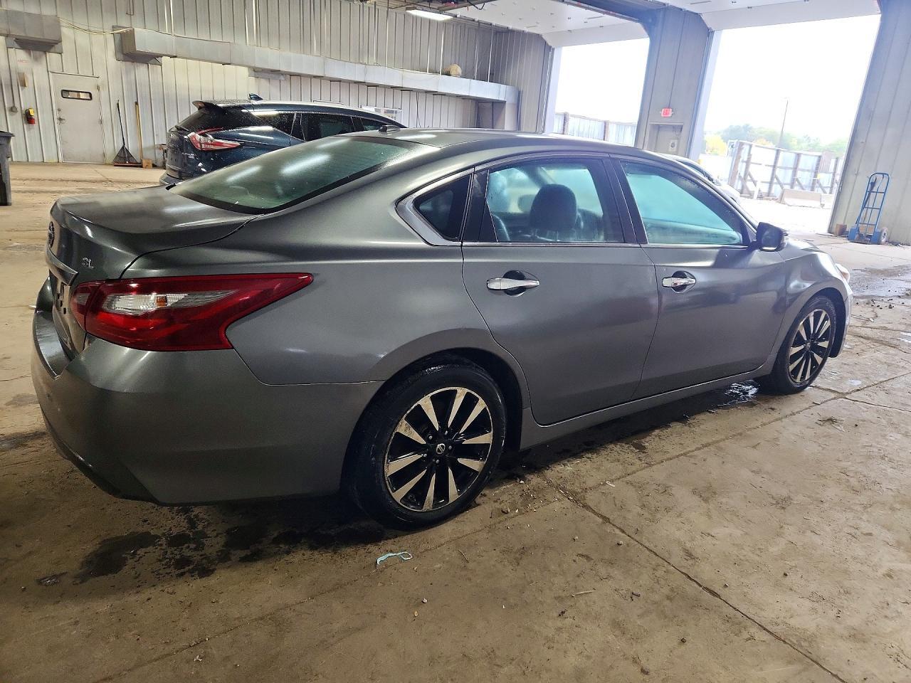 2018 Nissan Altima 2.5 Sl - Image 3