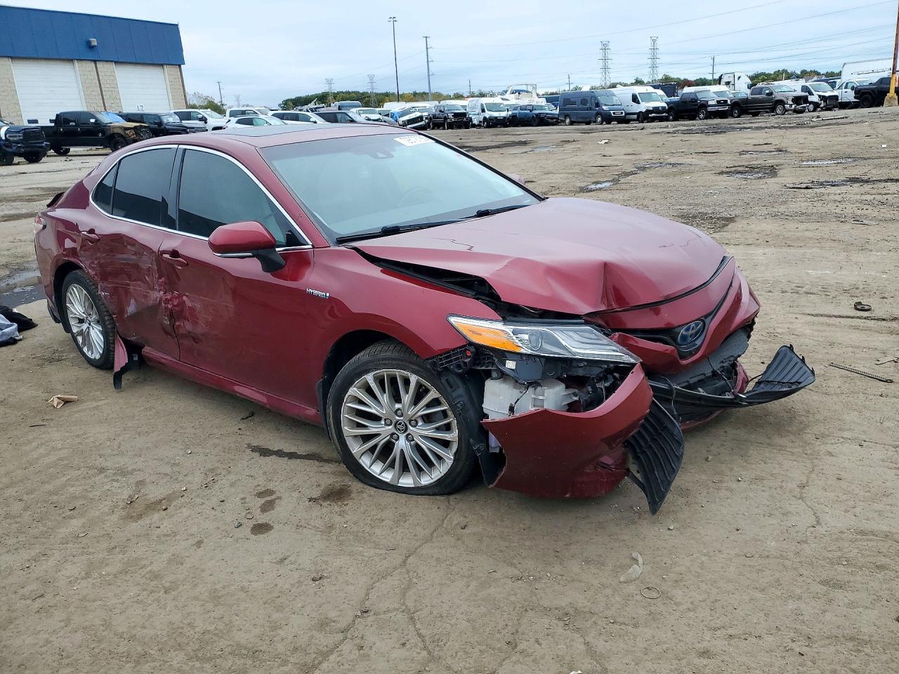 2020 Toyota Camry Xle - Фото 4