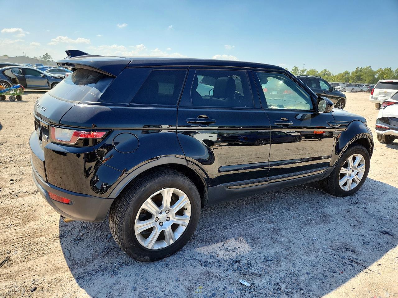 2017 Land Rover Range Rover Evoque Se - Фото 3
