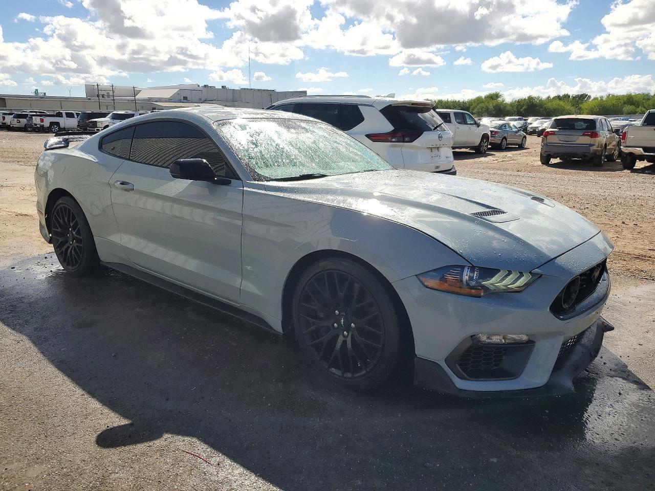 2022 Ford Mustang Mach I - Фото 4