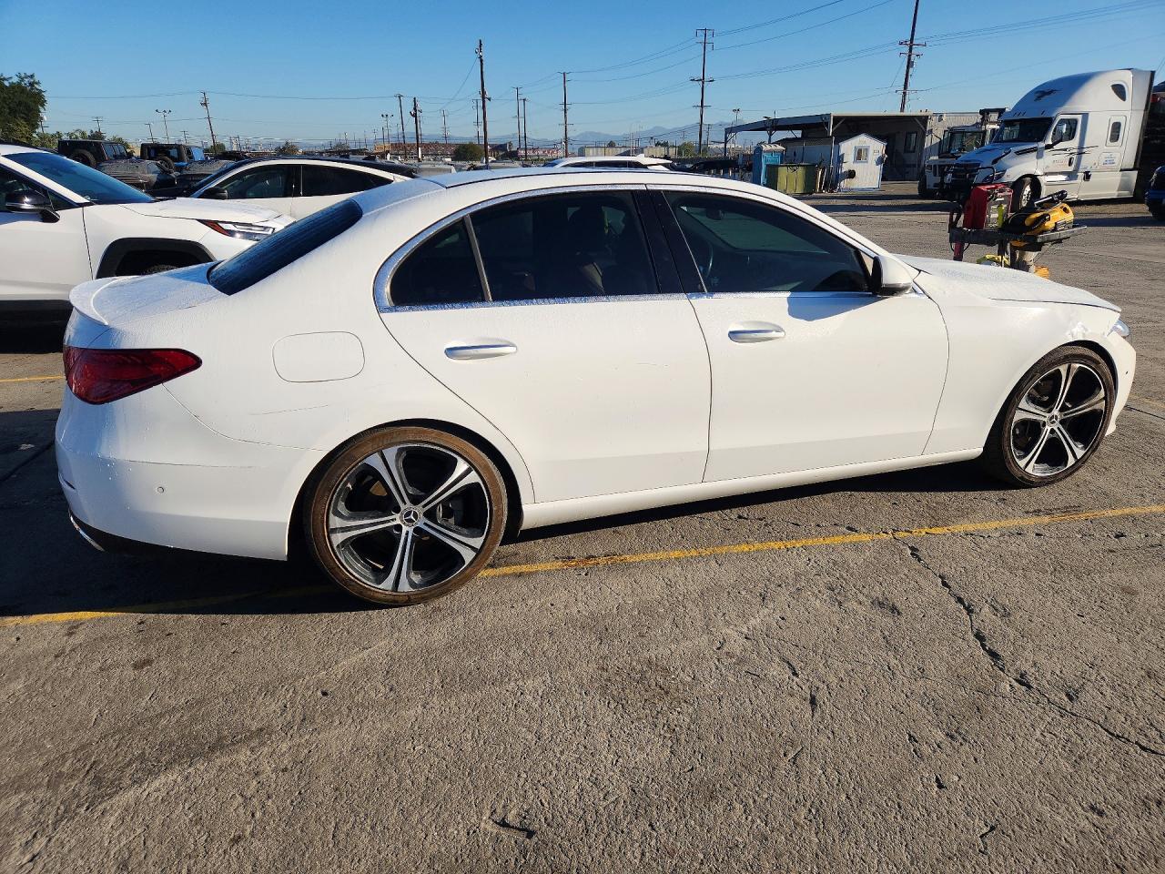 2022 Mercedes-Benz C 300 - Image 3