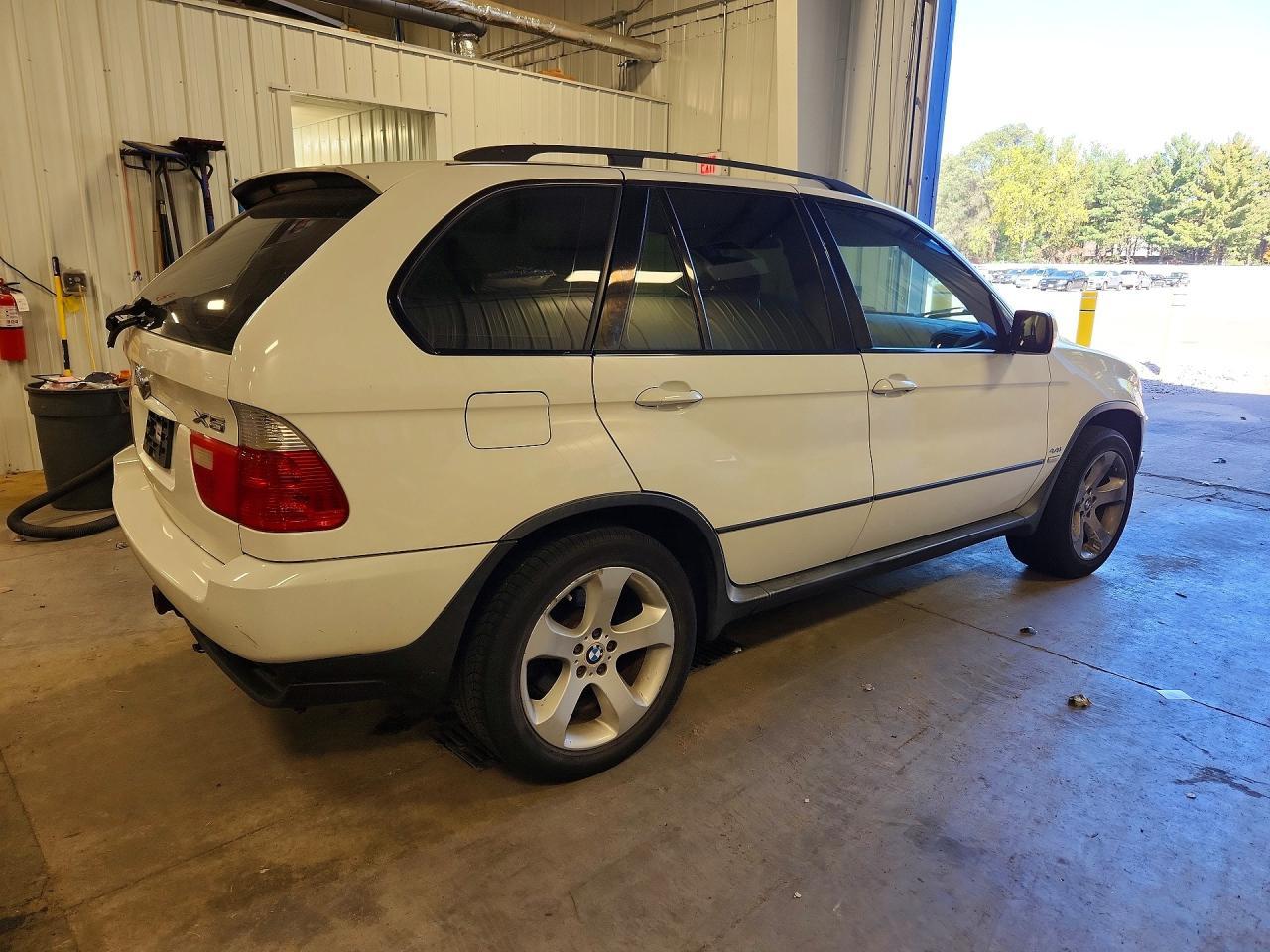 2006 BMW X5 4.4I - Фото 3