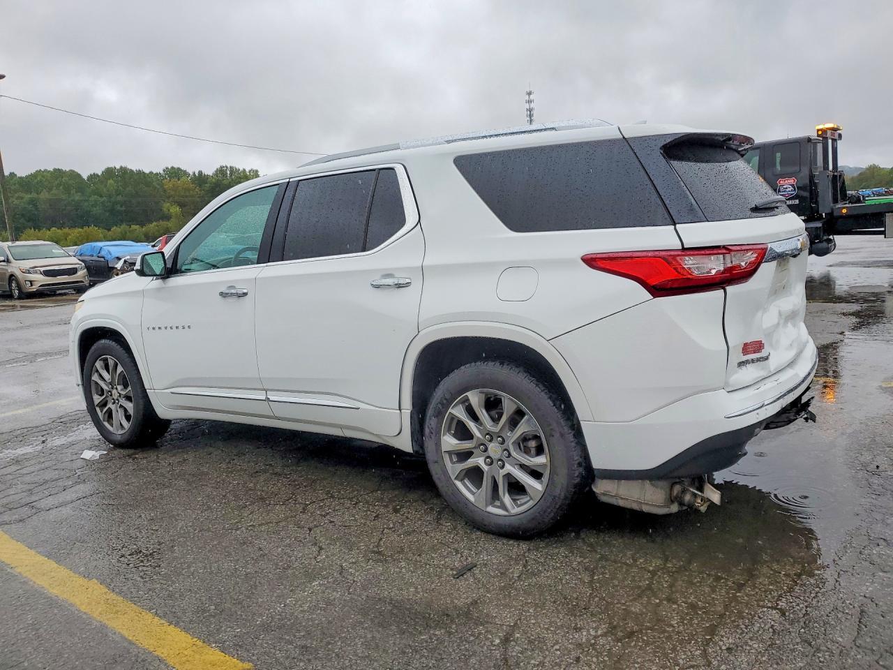 2018 Chevrolet Traverse Premier - Image 2