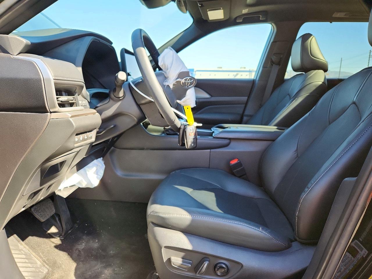 2026 Toyota Grand Highlander Hybrid Nightshade - Image 7