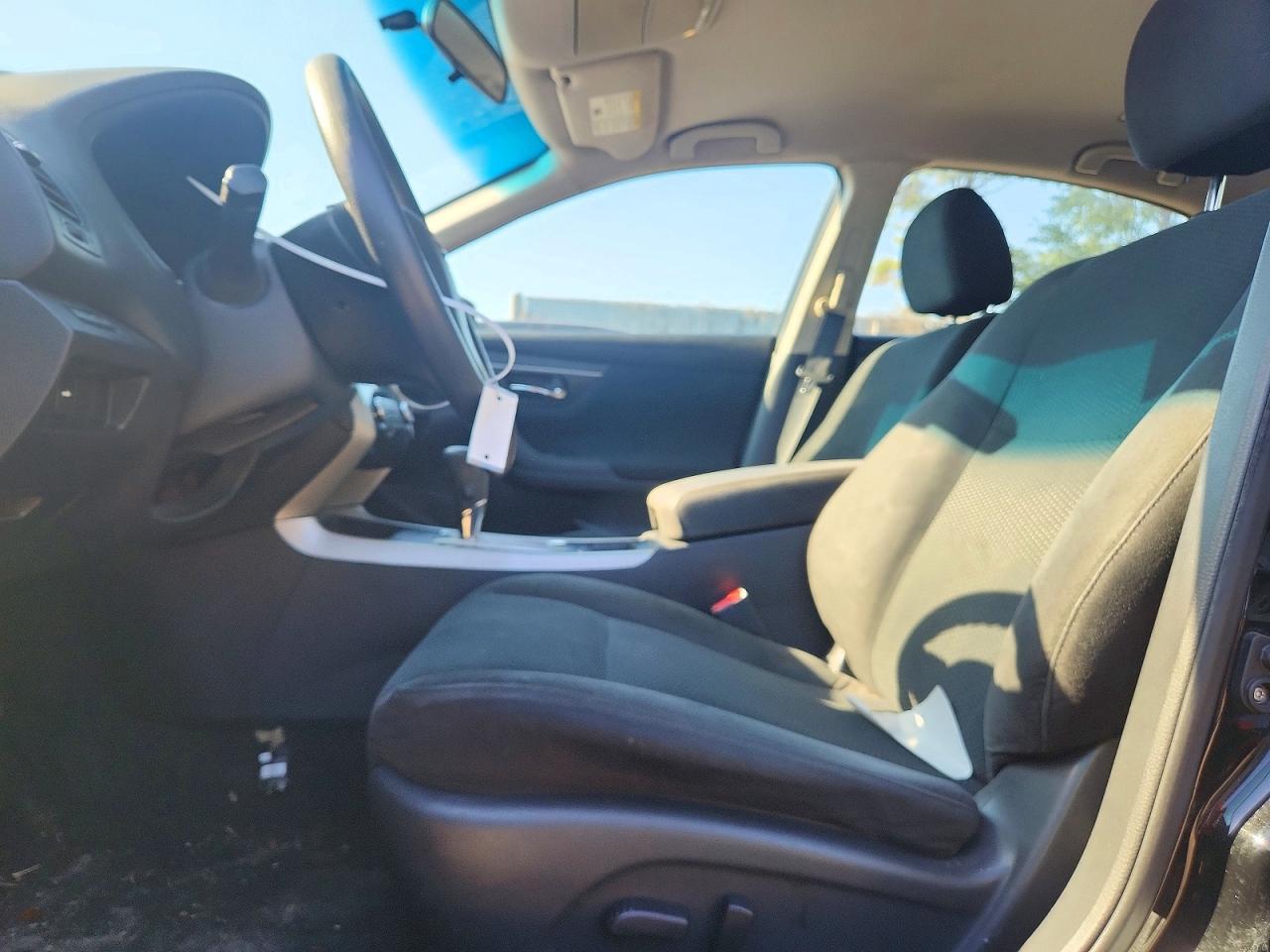 2015 Nissan Altima 2.5 S - Фото 7